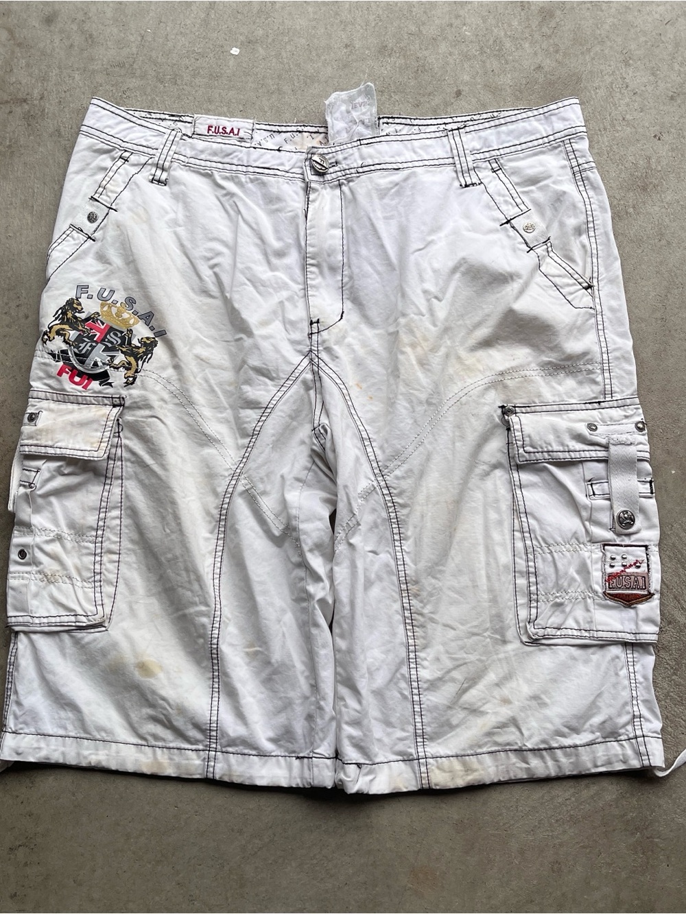 Vintage Y2K F.U.S.A.I Baggy Beige Cargo Shorts